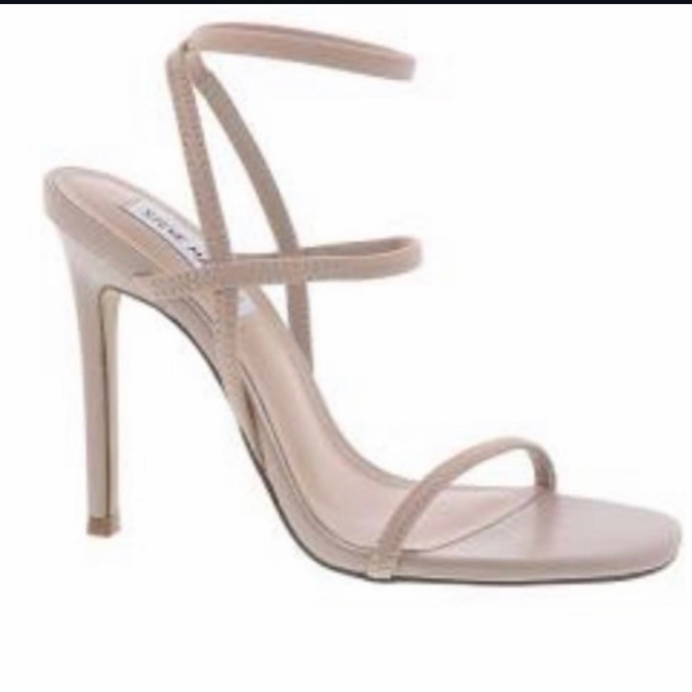 Nude Steve Madden heels